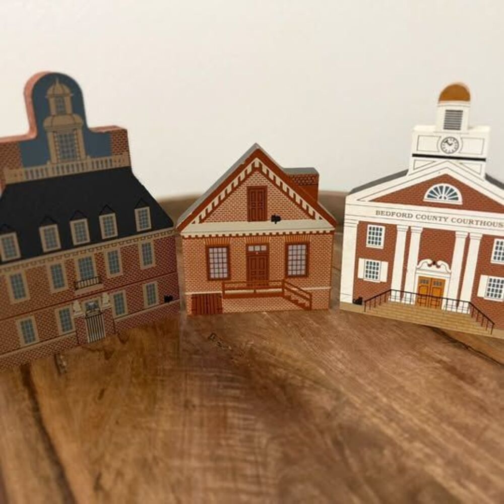 The Cat's Meow Village Williamsburg Series Wooden Buildings